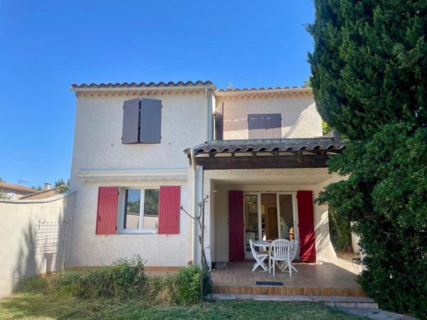 Rare au partage des eaux à L'Isle Sur La Sorgue villa 4 pièces 105m2