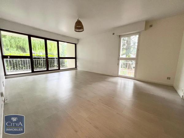 Appartement à louer 2 pièces 50.44m² Vélizy-Villacoublay (78140)