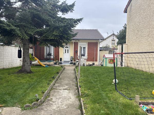 Maison Drancy 4 pièce(s) 66.98 m2 A louer