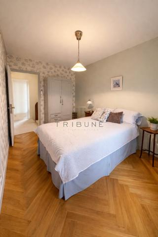 Maison 6 pièce(s) 4 chambre(s) 184 m²