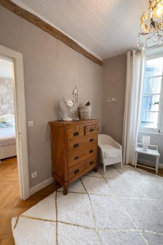 Maison 6 pièce(s) 4 chambre(s) 184 m²