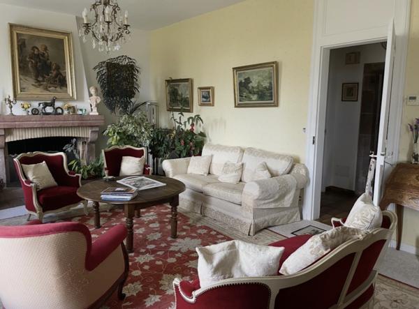 MAISON DE CARACTÈRE 180 M2 À 10 MINUTES DE RODEZ LA LOUBIÈRE (12740) La Loubière (12740)