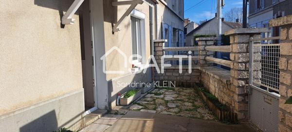 Maison de ville avec garage et jardin, Gare TER à pied