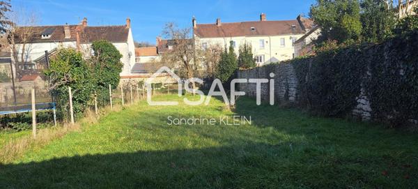 Maison de ville avec garage et jardin, Gare TER à pied