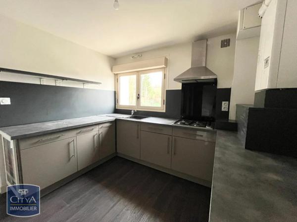 Appartement à louer 4 pièces 106.92m²