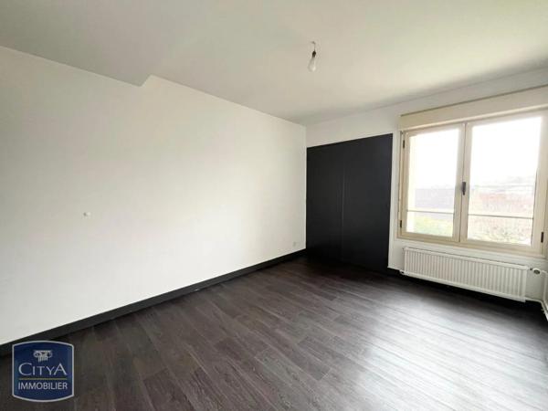 Appartement à louer 4 pièces 106.92m²