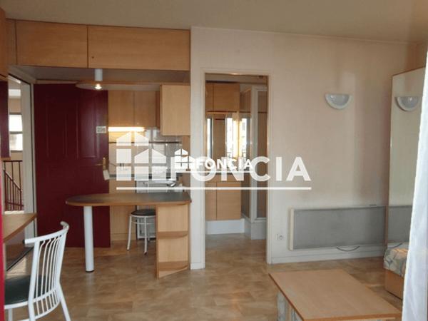 Location Studio meublé 19.64 m² - 57 AVENUE JEAN MONNET La Rochelle 17000