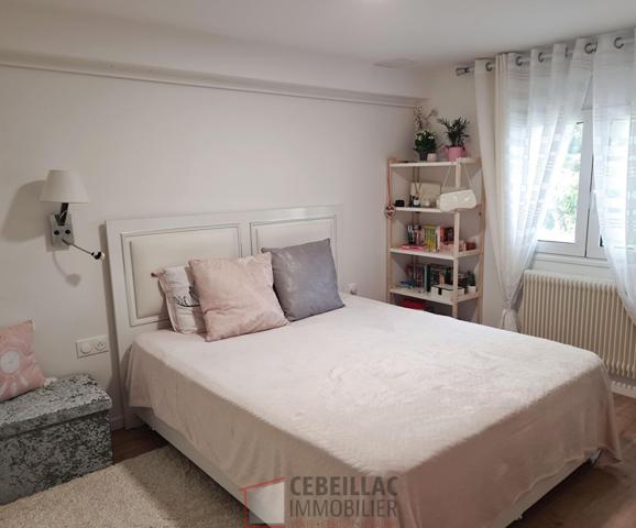 Maison 5 pièce(s) 4 chambre(s) 126 m²