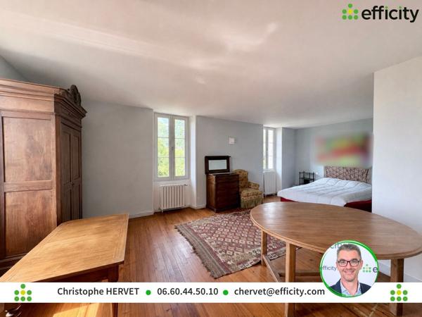 Maison
         8 pièces
        - 210 m² 350 000 € *