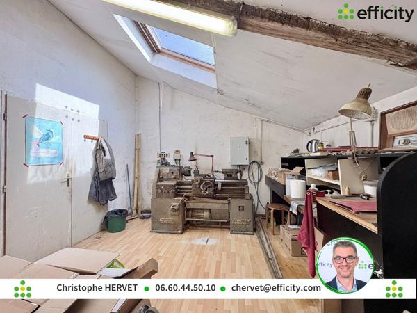 Maison
         8 pièces
        - 210 m² 350 000 € *