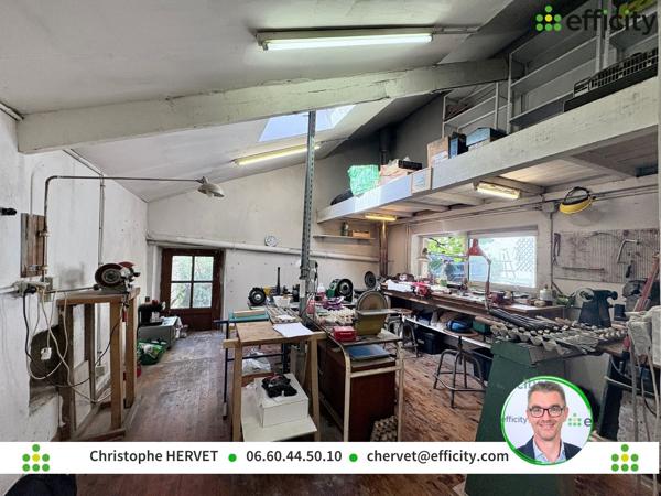 Maison
         8 pièces
        - 210 m² 350 000 € *