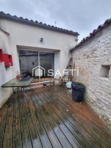 Maison de Ville à Matha Centre