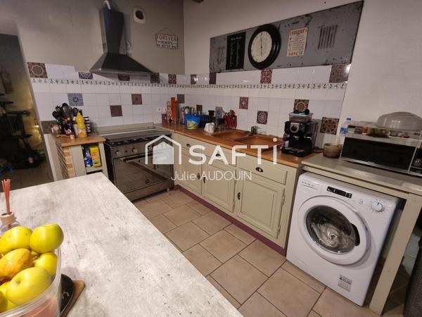 Maison de Ville à Matha Centre