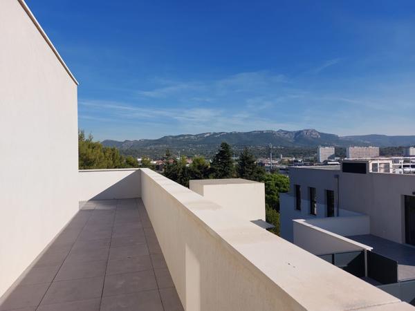 Bureaux neufs à louer avec belle terrasse et parkings - La Seyne sur Mer