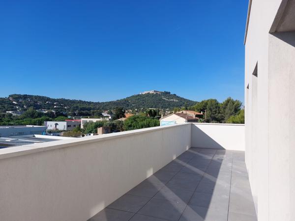 Bureaux neufs à louer avec belle terrasse et parkings - La Seyne sur Mer