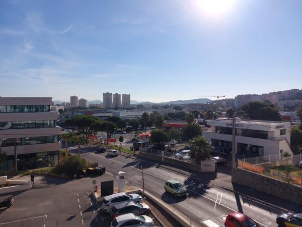 Bureaux neufs à louer avec belle terrasse et parkings - La Seyne sur Mer
