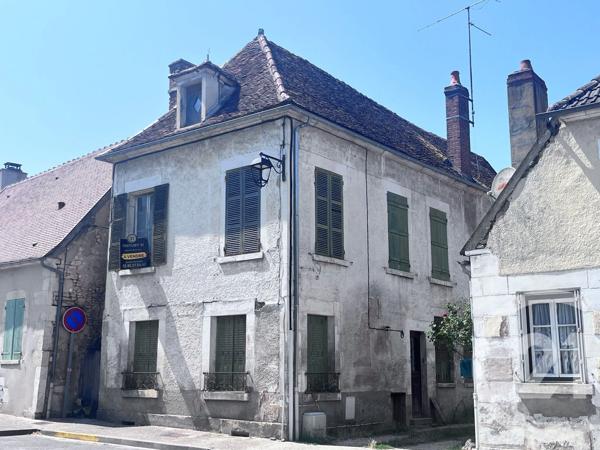 Maison à vendre  5 pièces - 150 m 2   COULANGES SUR YONNE  - 89