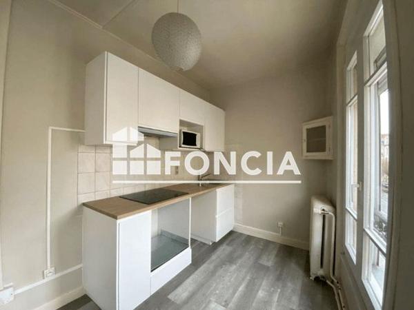 Location Appartement 3 pièces 60.04 m² - 36 RUE LIBERGIER Reims 51100