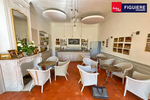 BUREAUX DE STANDING DANS UNE BASTIDE DE STANDING