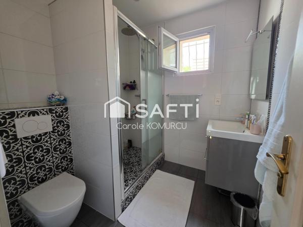 Maison de ville au porte de PARIS