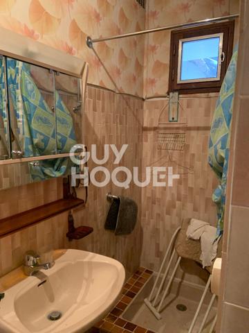 Barraux Maison de village + grange