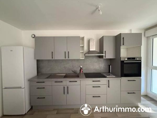 Location                                                      Appartement
                        
                     3 pièces                      65 m2                     à Hérimoncourt