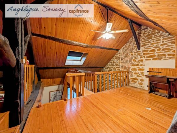 Charmante maison en pierre – 157 m² habitables – Terrain de 1 029 m² – VERCIA / VAL SONNETTE