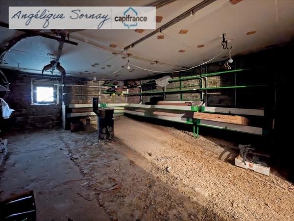 Charmante maison en pierre – 157 m² habitables – Terrain de 1 029 m² – VERCIA / VAL SONNETTE