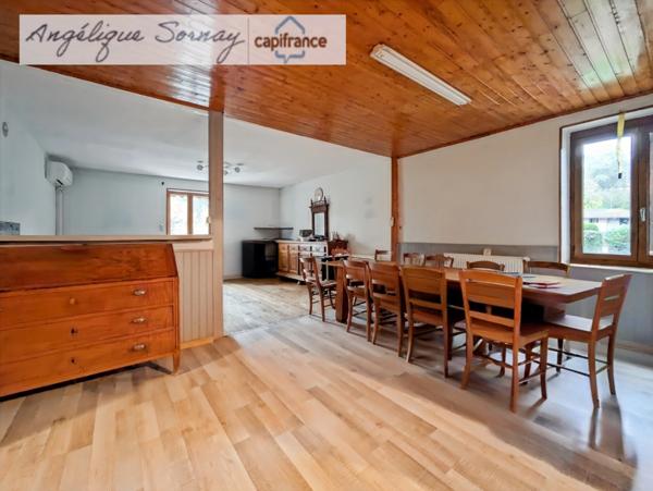 Charmante maison en pierre – 157 m² habitables – Terrain de 1 029 m² – VERCIA / VAL SONNETTE