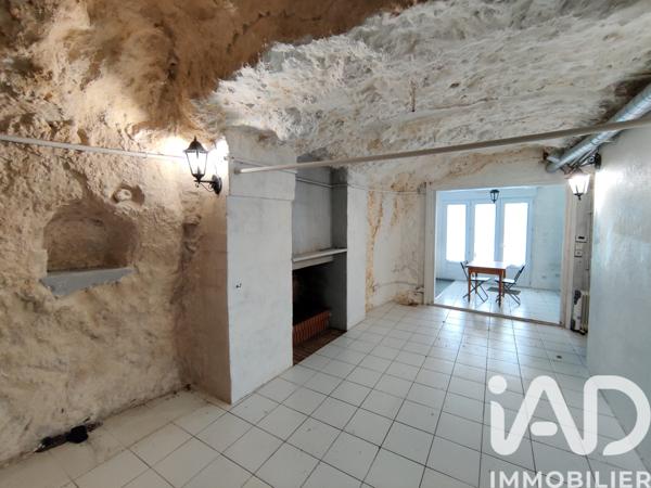 Maison à vendre 4 pièces 194 m² Luynes