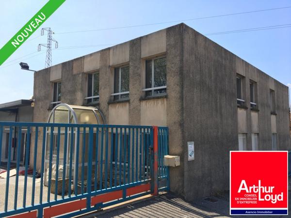 Bureaux rénovés à louer à Valence avec salle de réunion et parkings