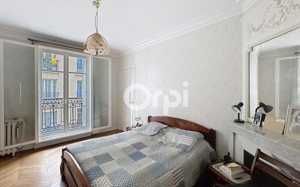 Appartement à vendre    5 pièces • 100,22 m2 Paris 15