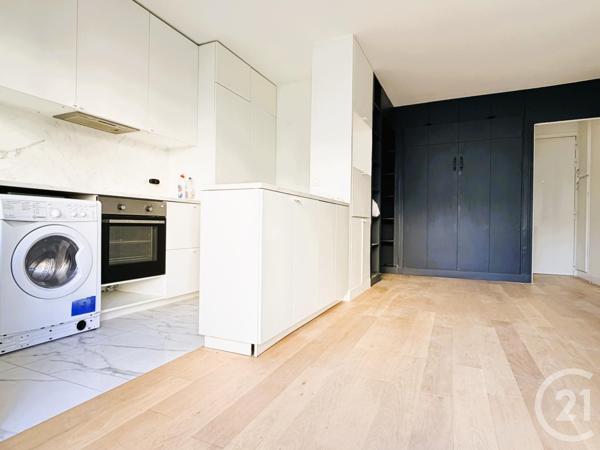 Appartement F1 à vendre  1 pièce - 27,73 m2 PARIS - 75010