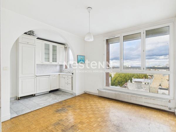 Appartement 143m² avec terrasse, vue Tour Eiffel et Sacré Coeur, PARIS 18