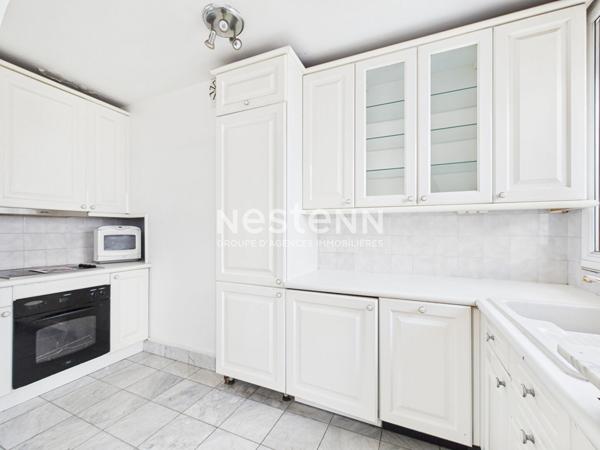 Appartement 143m² avec terrasse, vue Tour Eiffel et Sacré Coeur, PARIS 18