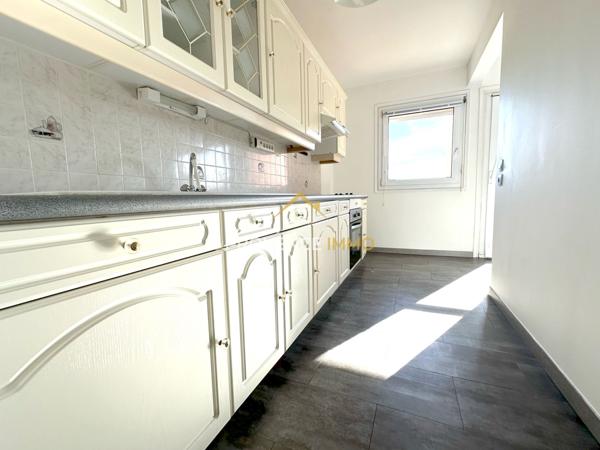 Salon-de-Provence (13300) Charmant T2 lumineux - 49,75 m2