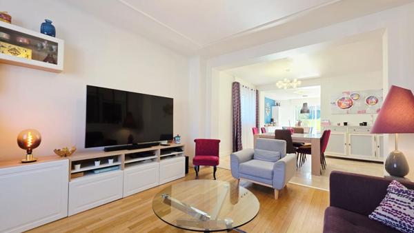 BOURGES MAISON DE 139M² ENVIRON 5 CHAMBRES JARDIN SOUS-SOL