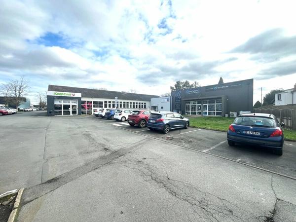 A VENDRE LOCAL PROFESSIONNEL LOUE POITIERS GRAND LARGE