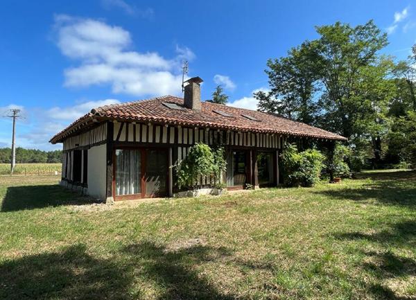 Maison à vendre    6 pièces •  Losse