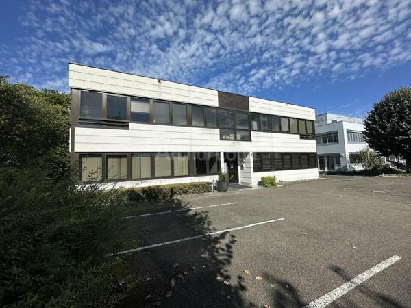 BUREAUX à LOUER de 361 m²