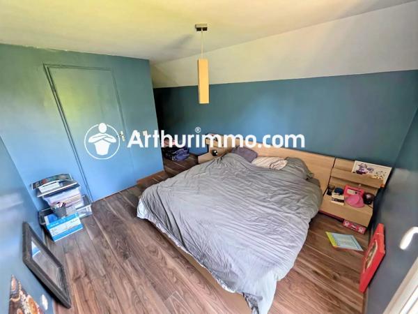 Vente                                                      Maison
                        
                     5 pièces                      105 m2                     à Savigny-le-Temple