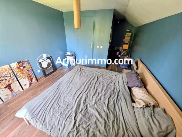 Vente                                                      Maison
                        
                     5 pièces                      105 m2                     à Savigny-le-Temple