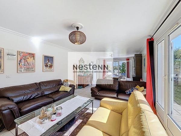 À vendre - sur la commune de Leuville sur Orge - Maison familiale à 5 minutes à pied des écoles du centre et des commerces et 15 minutes en bus de la gare RER C de Brétigny sur Orge