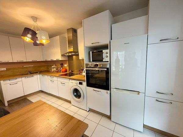 Appartement Cergy 4 pièce(s) 75.8 m2 €265 000 ** - Référence 2232
