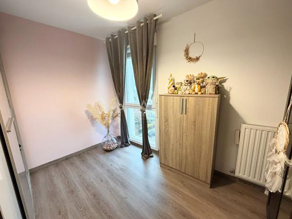 Appartement Cergy 4 pièce(s) 75.8 m2 €265 000 ** - Référence 2232