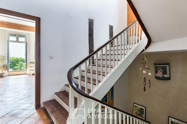 Demeure de caractère avec jardin et dépendances à Castelnau d’Estrétefonds