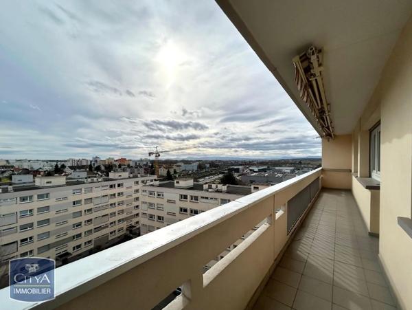 Appartement à louer 3 pièces 76m²