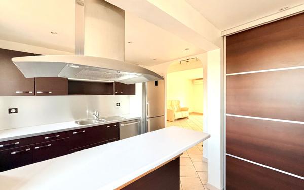 Appartement à vendre    4 pièces • 79,85 m2 Sénas