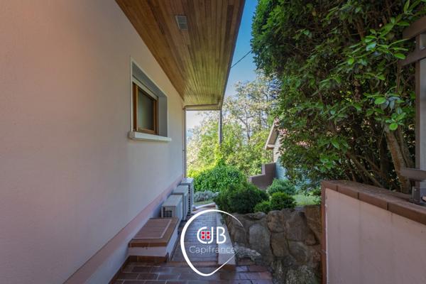 Saint-Alban-Leysse maison avec piscine, superbe vue et terrain de 2965 m²