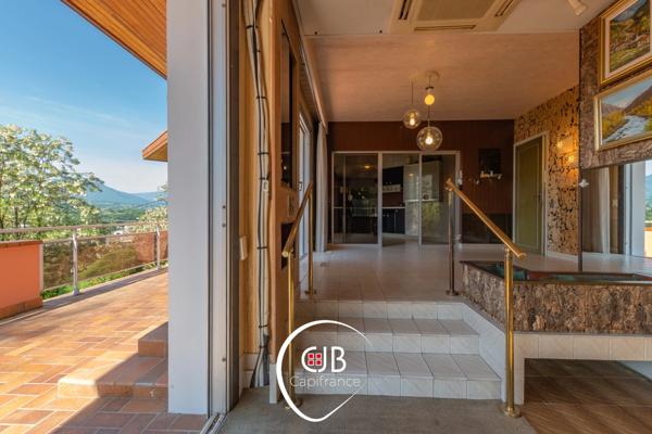 Saint-Alban-Leysse maison avec piscine, superbe vue et terrain de 2965 m²